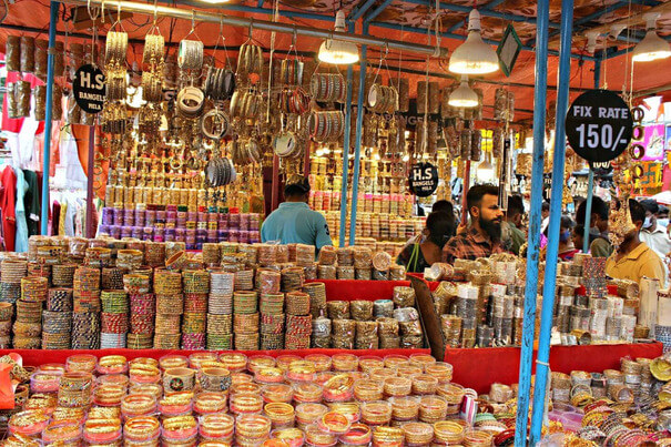 Laad Bazaar, Best Shopping Place to see in Hyderabad